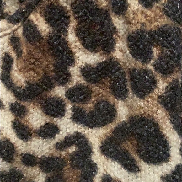FANTASTIC FAWN LEOPARD PRINT SHORTS - Picture 9 of 9